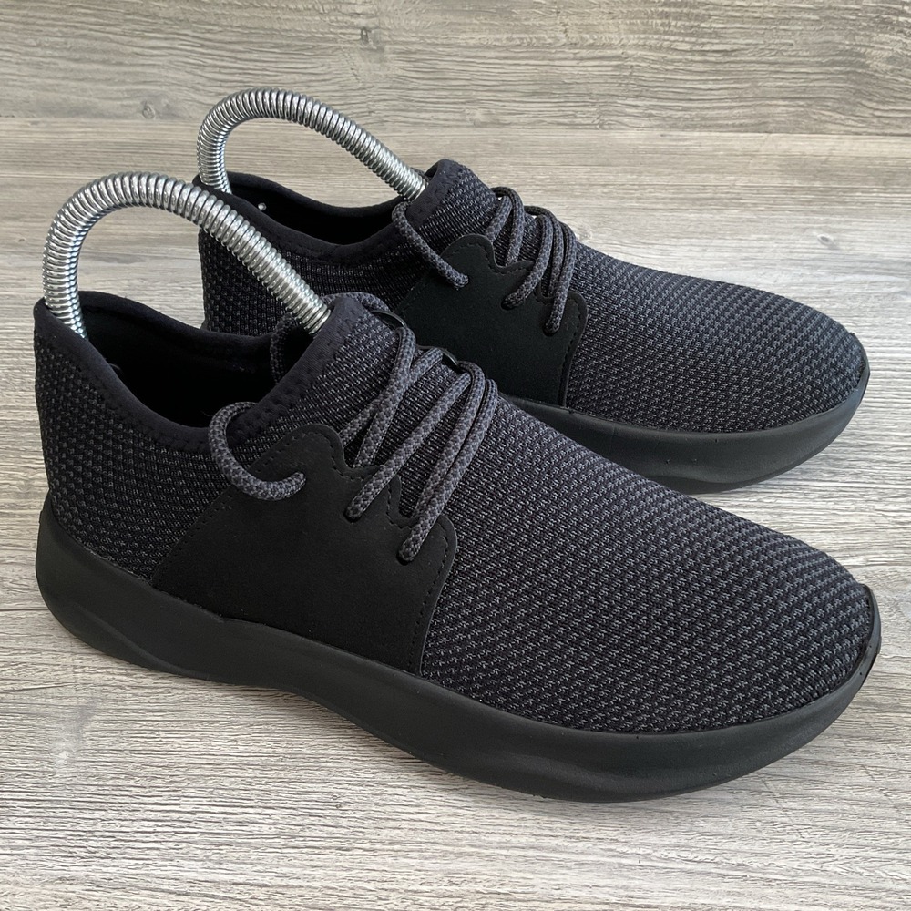 Vessi Everyday Sneaker All Black Women's Size 6 Waterproof  Lightweight